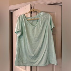 Lane Bryant Livi Active size 18/20 workout top